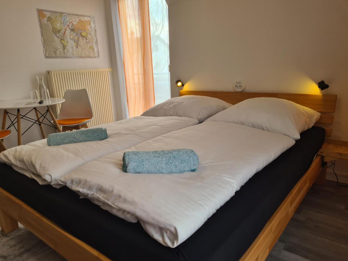 Lichtdurchflutetes Zimmer - Mainwiesen Waldbuttelbrunn Dış mekan fotoğraf